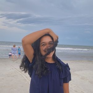 Meet your Posher, Anika